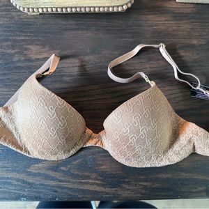 Victoria’s Secret icon push up bra